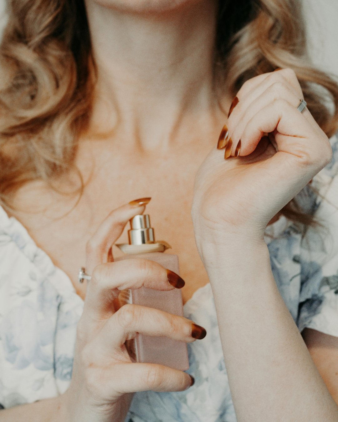 PERFUMES DE MUJER